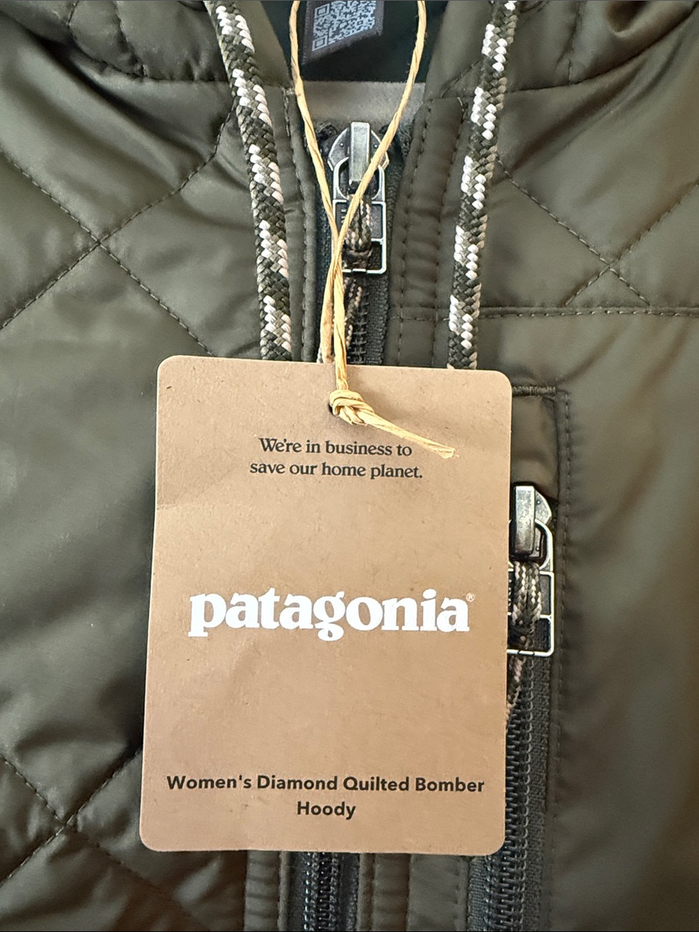 NWT Patagonia Women’s Diamond Quilted Bomber Hoody Jacket - Picture 3 of 11